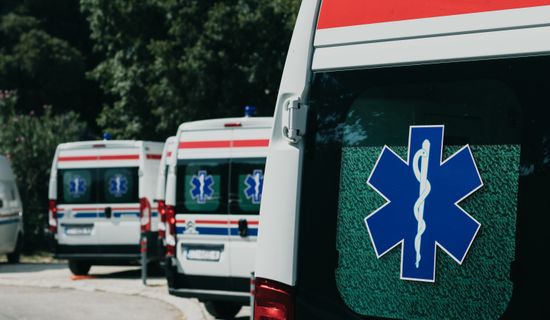 洛宁救护车转运病人过路高速收费吗？